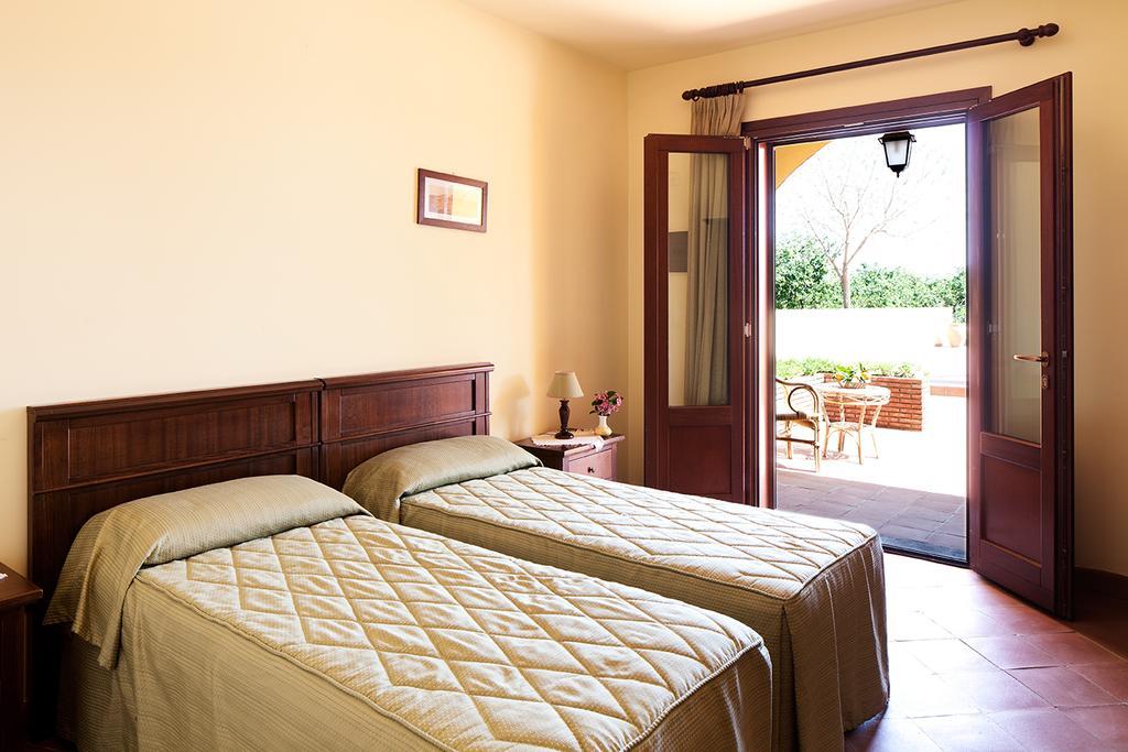 Villa La Terra Del Mezzo Riposto Habitación foto