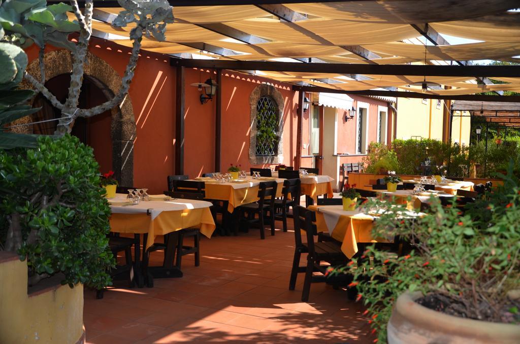 Villa La Terra Del Mezzo Riposto Exterior foto