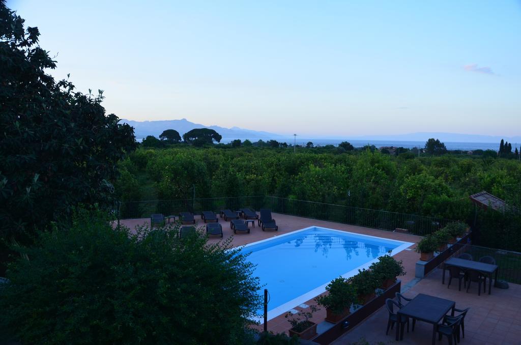 Villa La Terra Del Mezzo Riposto Exterior foto