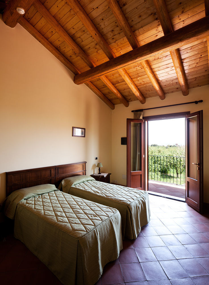 Villa La Terra Del Mezzo Riposto Exterior foto
